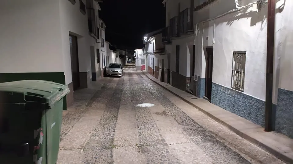 REFUERZO ALUMBRADO PÚBLICO LED 

La semana pasada seguimos trabajando para segu...