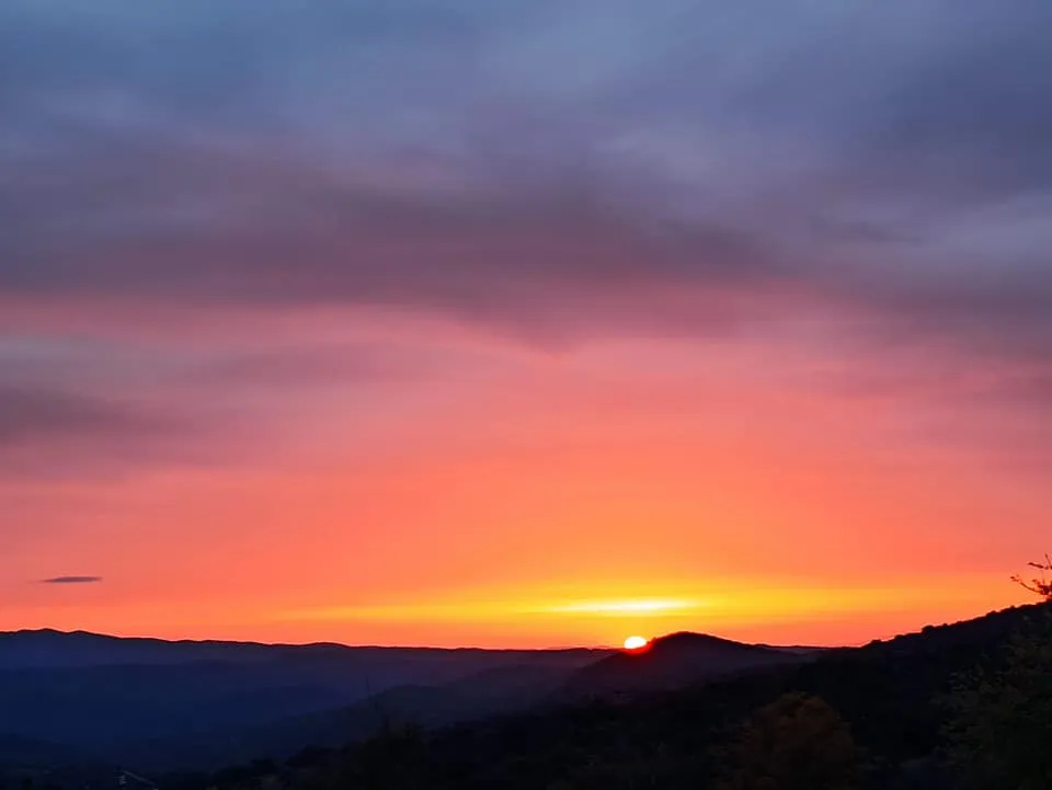 Atardecer en Cumbres de San Bartolomé.
  Imágenes cedidas por Rafael Marín
 More...