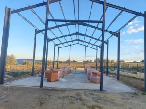 Seguimos trabajando para nuestro municipio.
 Construcción de Nave Industrial.
 P...