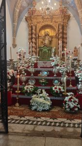 Viernes Santo.
 HORA SANTA : 12:00 HORAS
 Parroquia de San Bartolomé Apóstol
 Cu...