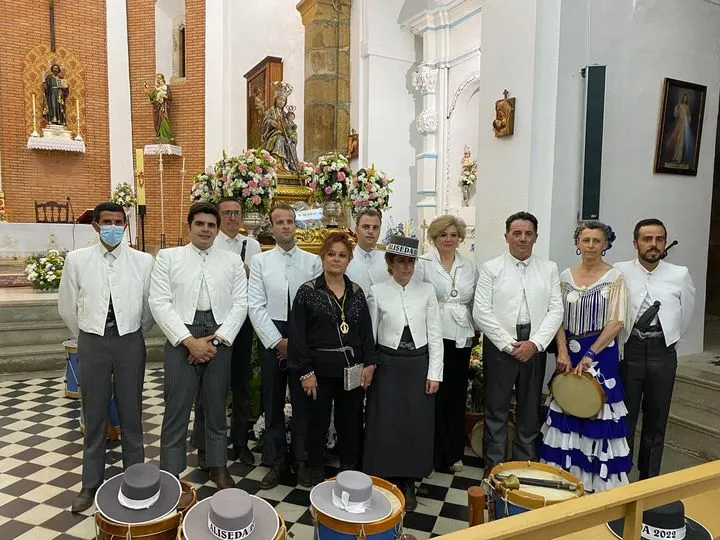 Agradecer al Ayuntamiento de Cumbres de San Bartolomé y a la Hermandad de la Vi...