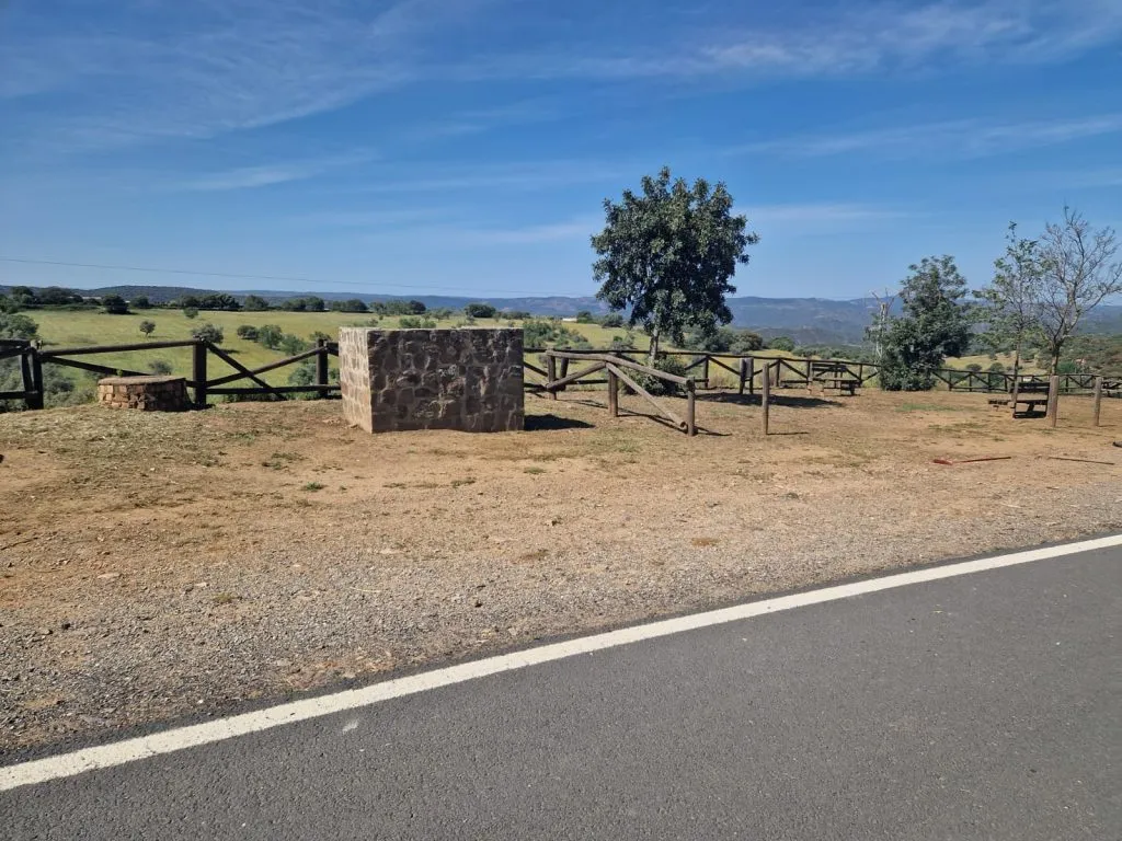 Seguimos trabajando.
 Buenos días
  Ayto Cumbres de San Bartolomé