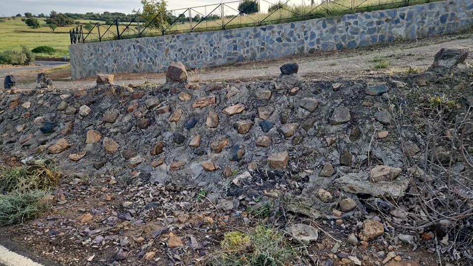 Seguimos trabajando en el mantenimiento de nuestro municipio y parajes.
 Ayto Cu...